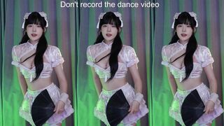 yule_.0.03 Asian In Pretty Dress Dancing Video