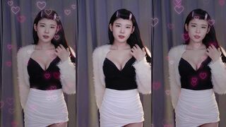 yule_.0.03 Horny Asian Entertaining Fans Video