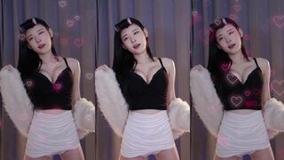 yule_.0.03 Horny Asian Entertaining Fans Video