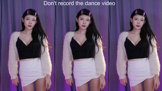 yule_.0.03 Pretty Sexy Asian In Black Dancing Video