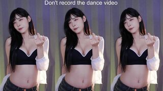 yule_.0.03 Sexy Teen Asian In Tight Jeans Dancing Video
