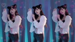 yule_.0.03 Hot Asian Babe Dancing Like a Pro Video