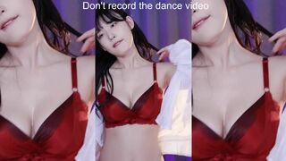 yule_.0.03 Big Tit Asian In Red Top Dancing Video