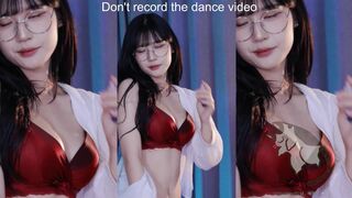 yule_.0.03 Lusty Asian Model Dancing Video