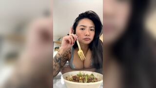Tiiieeen Chubby Hot Asian Babe Flashing her Big Juicy Boobs On Cam Video