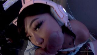 Mankoprincess Asian Gets Teased By Her Horny Bf and She Sucks His Cock Passionately Onlyfans Video