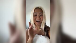 Lyla.fit Asian Appreciating Her Fans While Wearing Towel Onlyfans Video