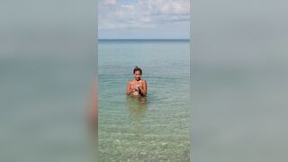 Ninacola3 Cute Asian Showing Her Ass and Tits While On beach Outdoor Onlyfans Video