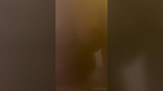 Erojolene Exposing Sexy Naked Body On the Cam Video