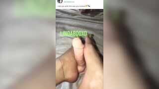 Lindabooxo Giving Feetjob to a Dildo Onlyfans Video