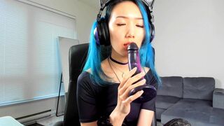 Moodyrina Sucking Juicy Dildo Leaked Cosplay Video