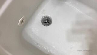 Kittykhan Scrubbing Tits And Pussy While Showering Onlyfans Video