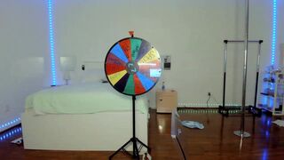 Sugarbb Stretching Her Legs And Shows Pussy Video