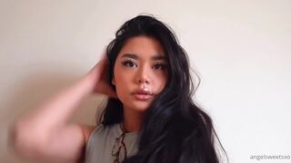 Angelsweetsxo Strip Teasing And Shows Her Juicy Cunt Video