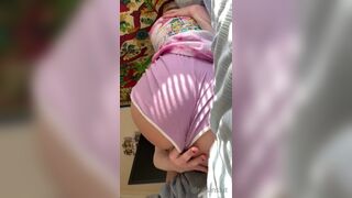 Raisinslut Gets Tight Ass Fingered Leaked Video