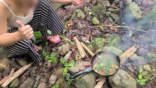 Shenaalter Pinay Cooking Wild Ferns And Sex In The Riverside Video