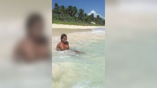 Putri Cinta Playing With Water While Nude On Beach Onlyfans Video