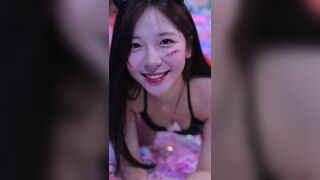 Leeesovely Squeezing And Teasing Boobs Video