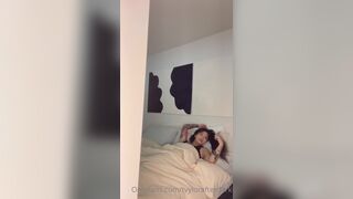 Tvylorafterdark Playing Nude Cunt With Black Dildo PPV Onlyfans Video