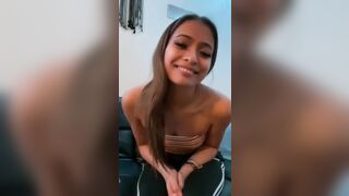 Pretty Cute Asian Babe Show Off Her Tiny Tits With Stripteasing And Rubbing Her Pussy Leaked Video