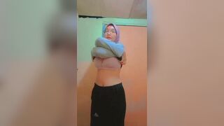 Sexy Asian Hijabi Nerd Undressing for Bf Video