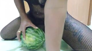 Jasminemali Ladyboy Gets Horny and Starts Fucking a Watermelon Onlyfans Video