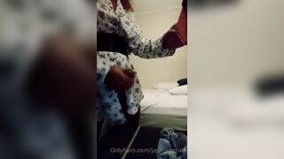 Jasminemali Horny Shemale Doing a Handjob Until She Cums Onlyfans Video