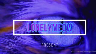 Lonelymeow Oily Dildo Fuck in Wet Cunt Lesbian Onlyfans Porn Leak