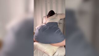 Xxapple_e Shaking Massive Booty Cheeks Onlyfans Video