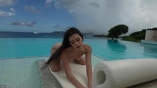 Breearsonvip Spreading Nude Cunt by the Pool Closeup Video