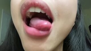 Hinasmooth JOI Asian Cum Dumpster Begs For You To Stroke Your Cock And Nut In Her Mouth