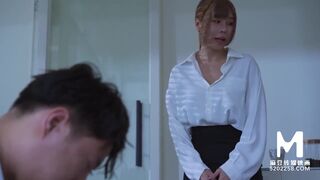 Model Media Asia- Morning Blowjob With Two Secretaries