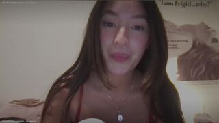 Holly Lim Tip To Strip Livestream Bare Tits And Pussy Flashed Onlyfans