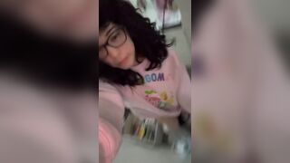 Blushymallow Nerdy Teen Pussy Flashing On Selfie Leaked Video