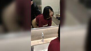 College Asian amateur Goes For a Quickie In The Toilet Leaked Video