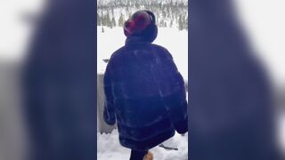 Bog Booty Asian Dancing On The Snow Video