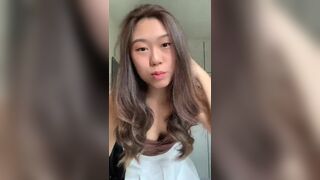 Slim Asian Tiktok Girl Hot Sexy Dancing Video