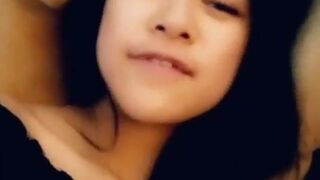 Asian Teen Likes To Show Off Body Leaked Video