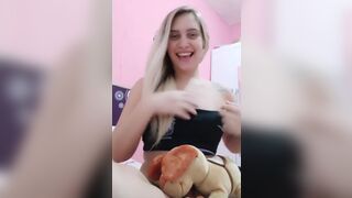 Pretty Blonde Teases Her Tits and Show Off Big Booty On a Live Video