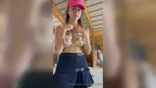 Megnut Hot Naughty Farmers Daughter Exposing Her Boobs Onlyfans Video