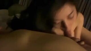 Pretty Korean Babe Sucking Her Bf On Bed Video
