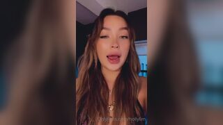 Hollylim Thick Asian Hot Sexy Selfie Onlyfans Video