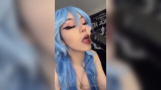 Butterywaterboi Asian Babe Teasing a Dildo With her Tongue Onlyfans Video
