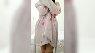 Berrymon Asian Teen Exposed Her Slutty Body With Strpteasing Onlyfans Video