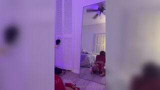 Zol8yck Sexy Asian Exposing Her Big Booty On Mirror Onlyfans Video