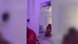 Zol8yck Sexy Asian Exposing Her Big Booty On Mirror Onlyfans Video