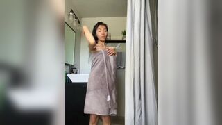 Cute Asian Teen Revealing Her Tight Body With Takes Off Her Towel Video