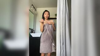 Cute Asian Teen Revealing Her Tight Body With Takes Off Her Towel Video