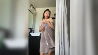 Cute Asian Teen Revealing Her Tight Body With Takes Off Her Towel Video