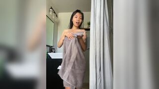 Cute Asian Teen Revealing Her Tight Body With Takes Off Her Towel Video